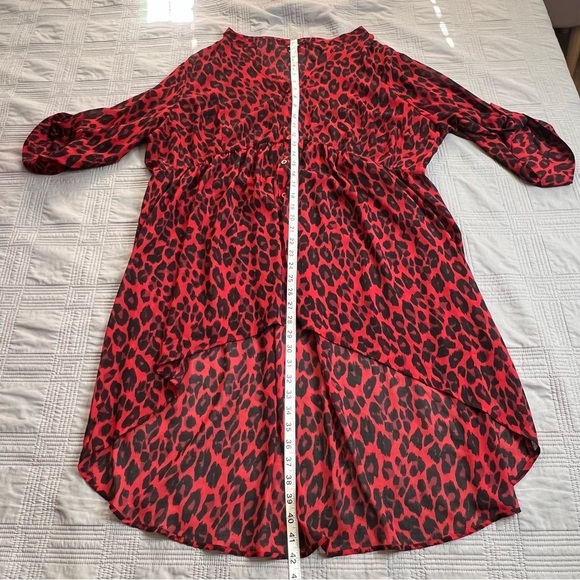 Torrid Red Cheetah Animal Print Button Up Tunic Shirt Semi-Sheer Plus Size 3X - Picture 8 of 13
